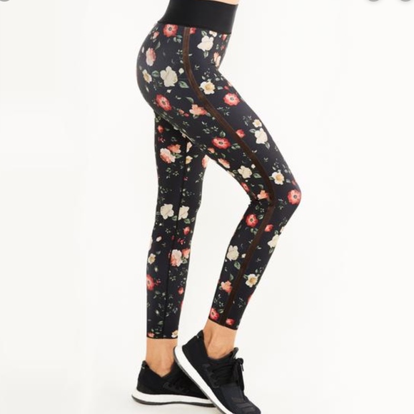 ultracor Pants - LIKE NEW Ultracor Ultra High Botanica Legging - M